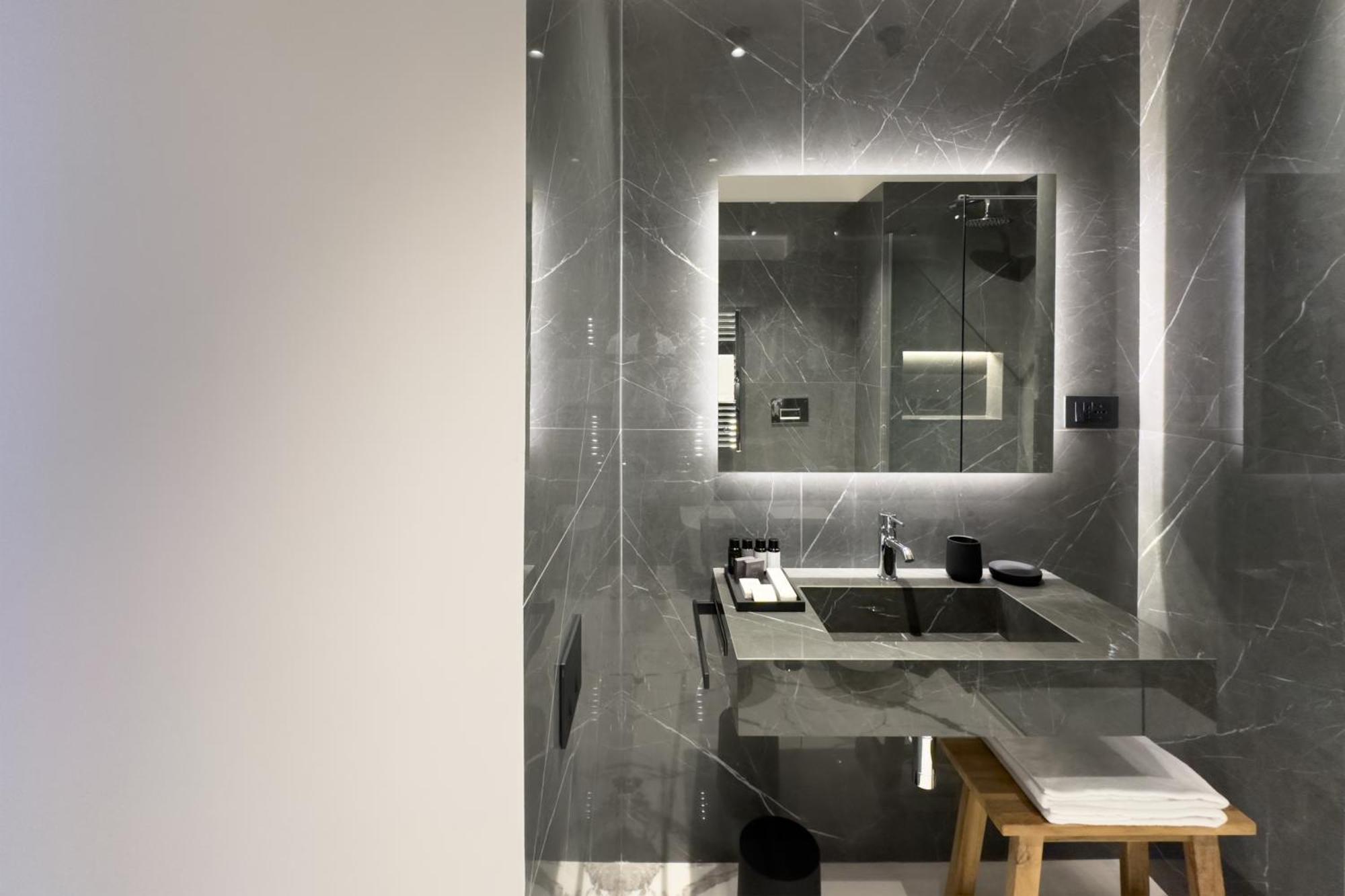 Insogno Suites Neapel Exteriör bild