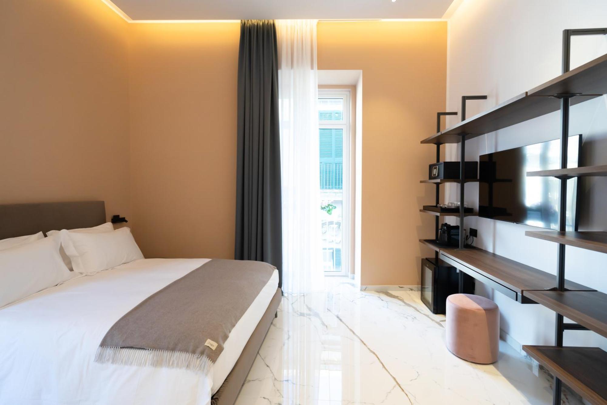Insogno Suites Neapel Exteriör bild